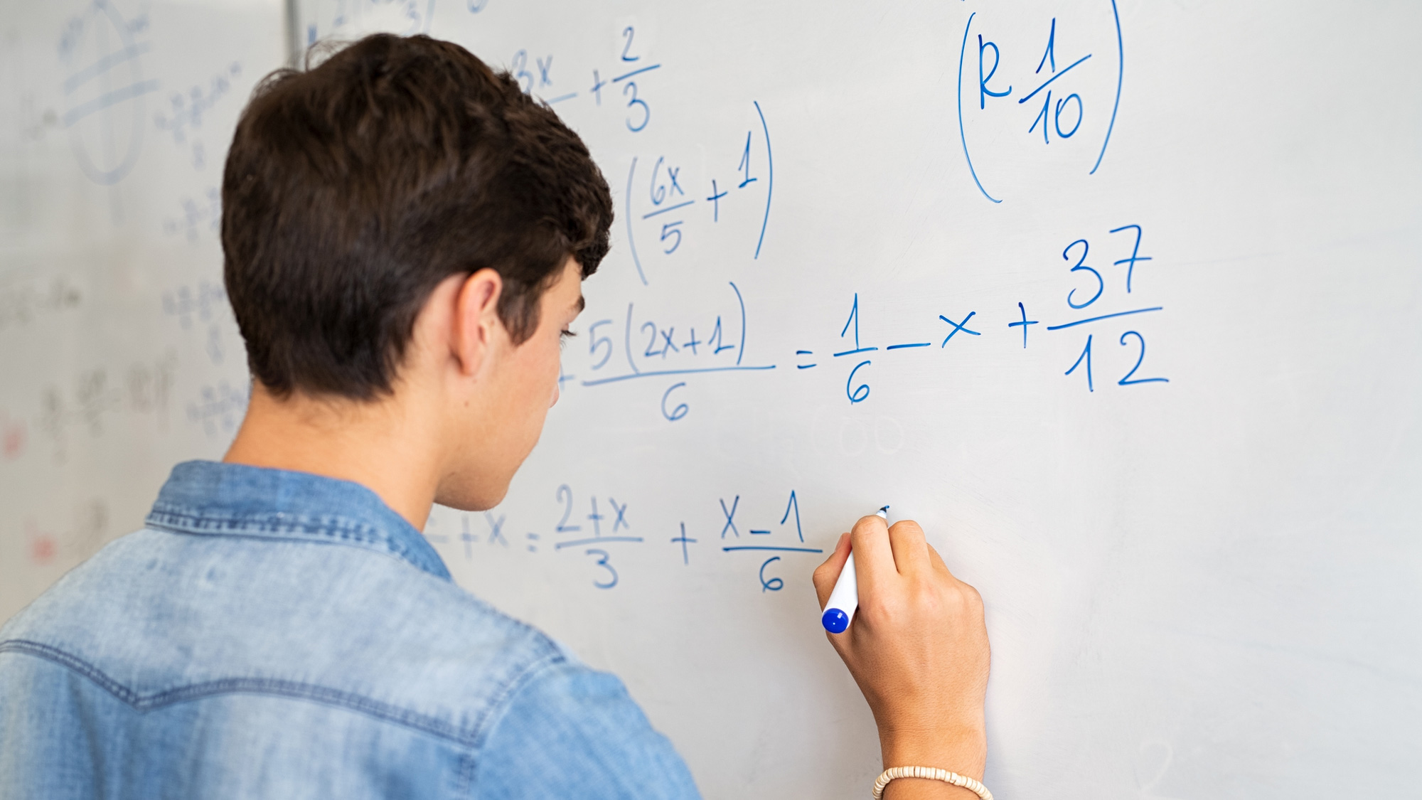 Applied Mathematics, B.S. Hero Image
