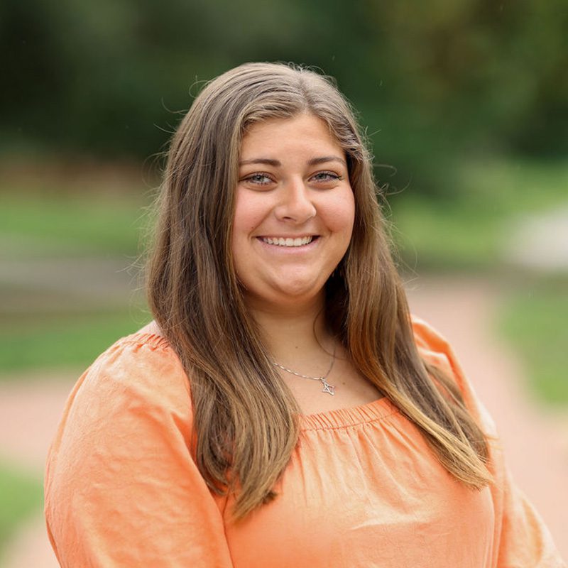 Abigail Condon, Class of 2026, Hearst Fellow