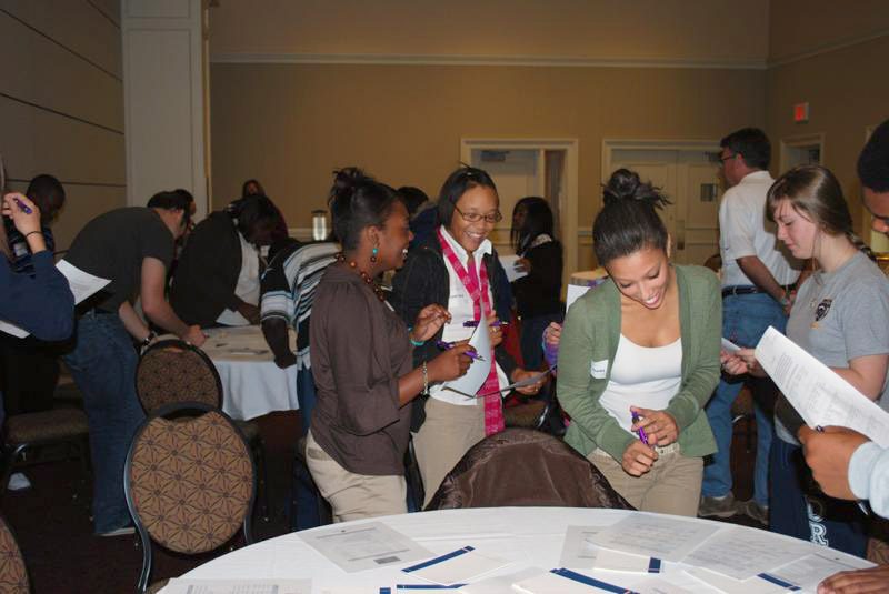 Students working together on case studies
