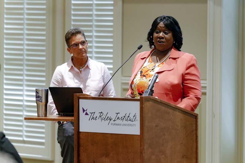 Dorothy Priester speaking, Blue Pearl Club Connectors
