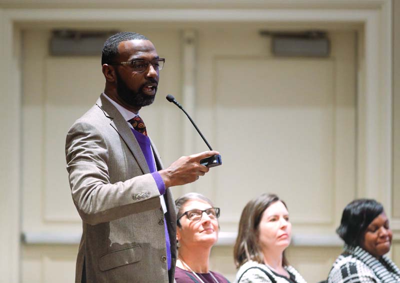 Damon Qualls, Leaders for Literacy