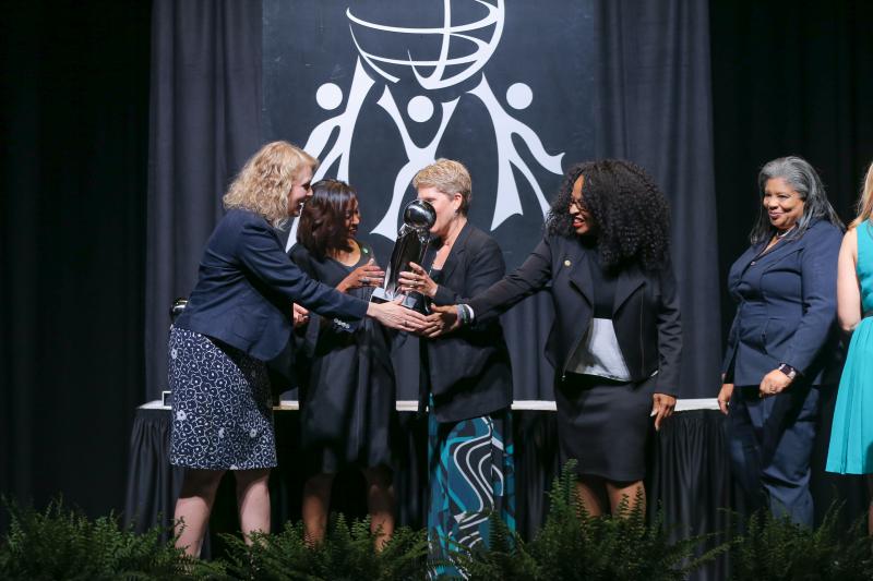 Representatives from the South Carolina Airports Coalition were present to accept the award