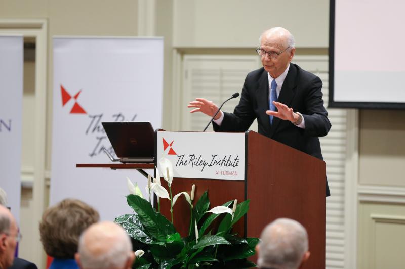 Secretary Riley introduces Peter Hart