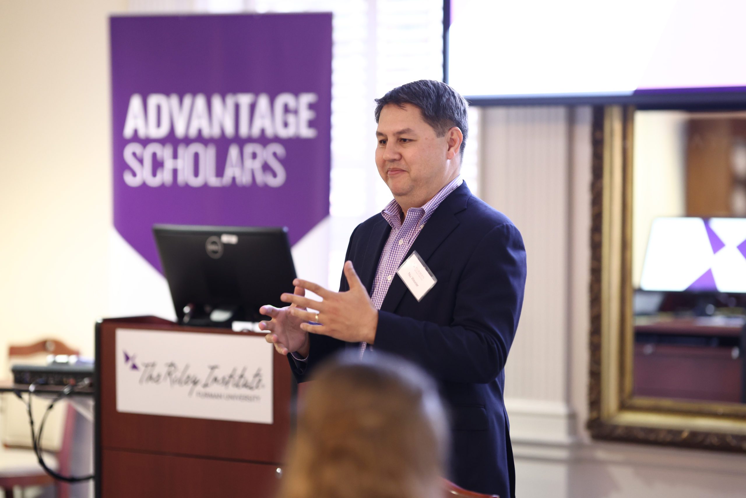 Nu Wexler speaking to the Advantage Scholars prior to the program