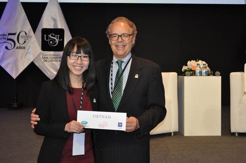 Tien Thuy Hoang with Noel Gould