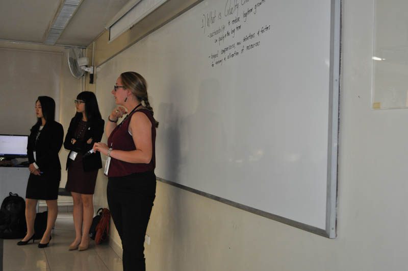 Emilee O'Brien leads discussion for drafting of the APEC Youth Declaration