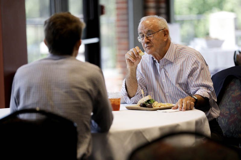 Peter Hart, founder, Hart Research and leading public opinion analyst, speaking with Advance Team member Jack Ligon ('19)