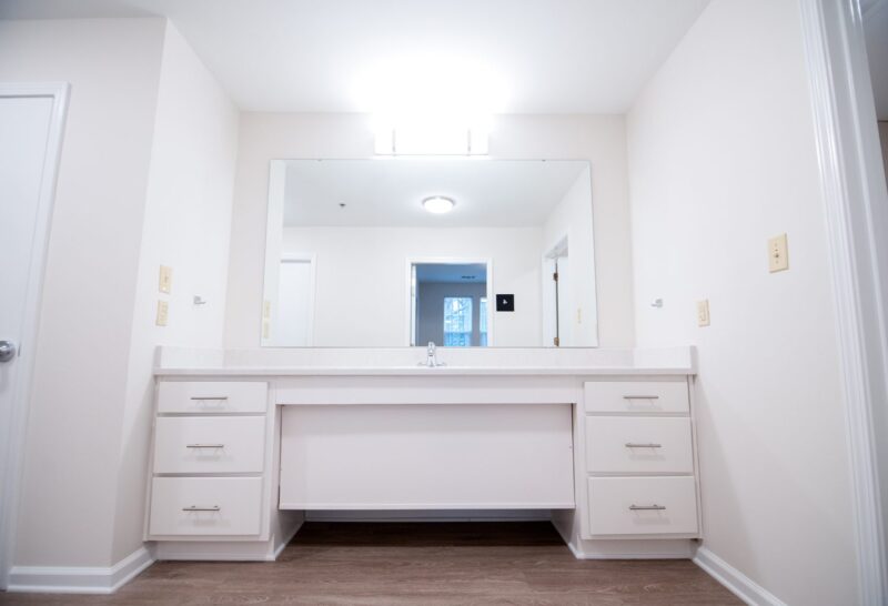Bathroom vanity