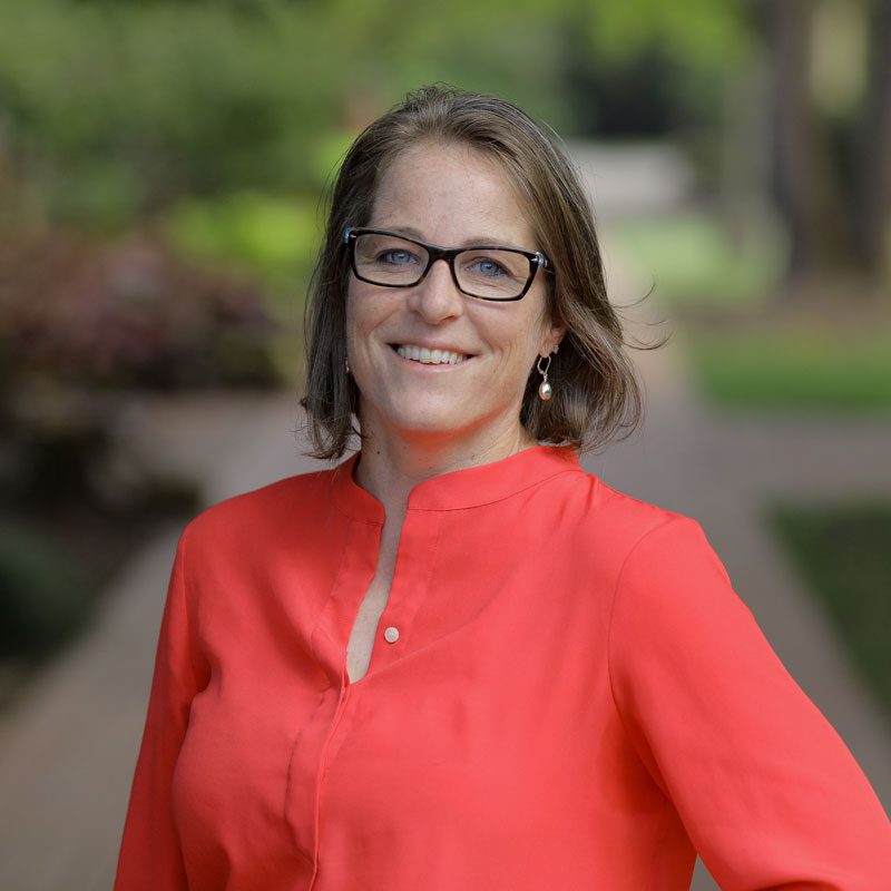 Kate Burris headshot